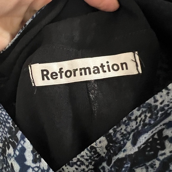 Reformation Dalie Dress  - Size 4 - in the "Python blue " print - Picture 6 of 9